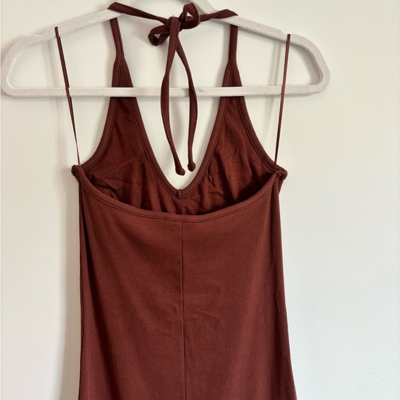 Old Navy Fitted Sleeveless Halter Rib Knit Midi Dress in Root Beer - Picture 4 of 6